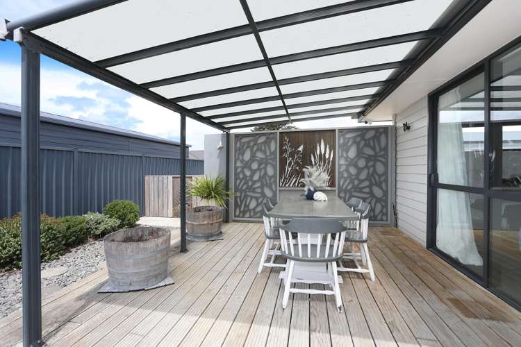 13 George Street Bulls_19