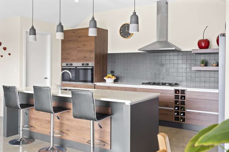 13 Alan Livingston Drive Cambridge_5