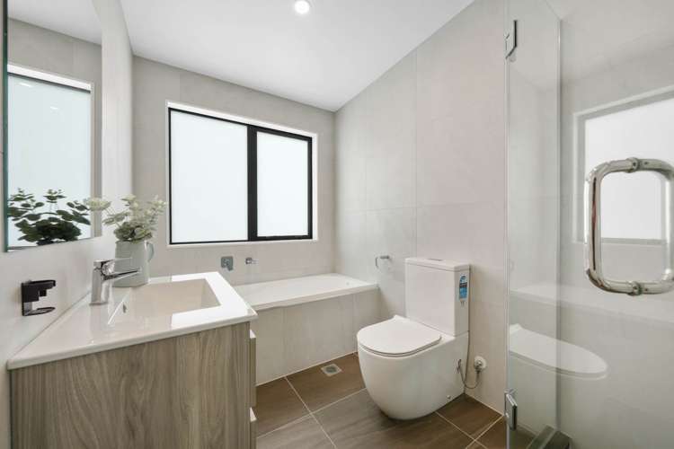 1B Kawau Road Greenlane_22