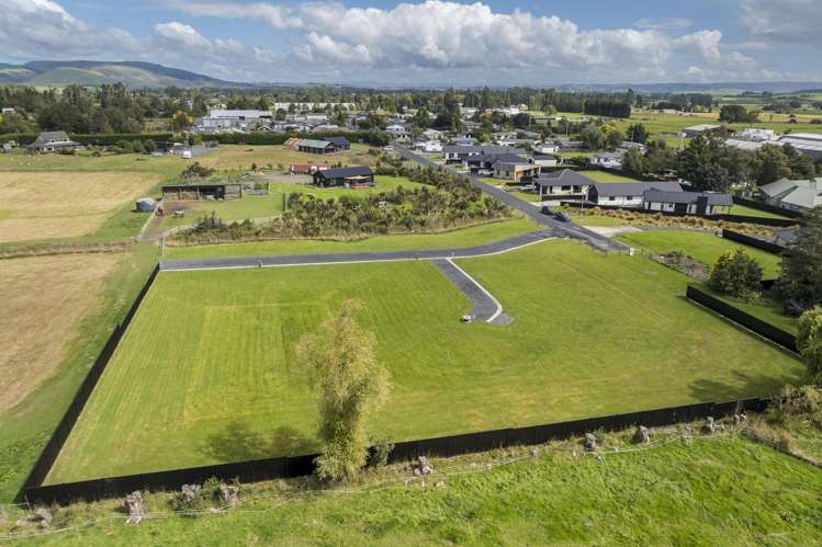 Constitution Avenue Milton_12