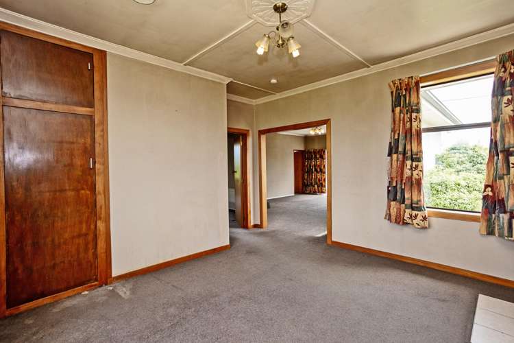 78 East Road Ascot_38