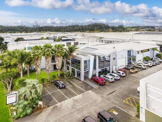 7 Airborne Road Albany_4