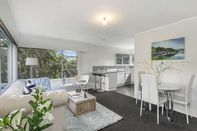 1/5 Mannering Place Hillcrest_1