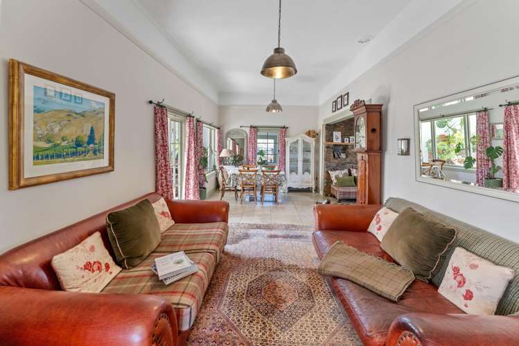 2 Higgins Road Brightwater_21