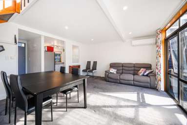 2/341 College Street_2
