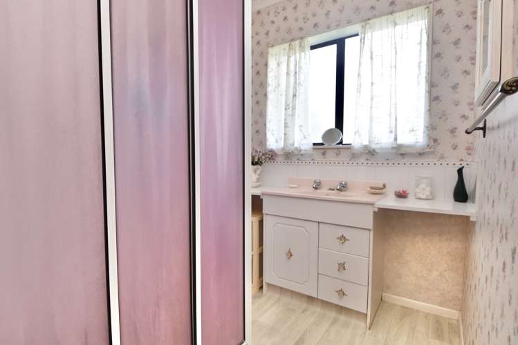 16a Seddon Street Carterton_12