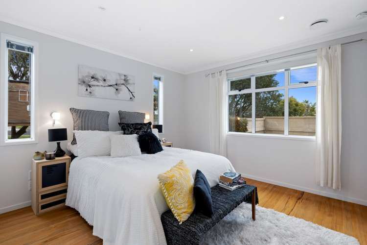 42 Philomel Crescent Bayswater_11