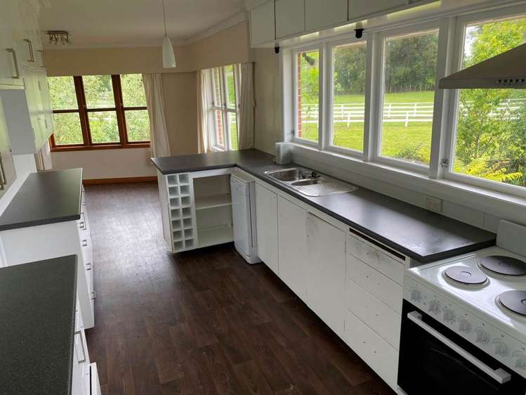 181 Redoubt Road Flat Bush_6