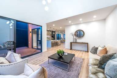 6 Dorset Down Drive_1