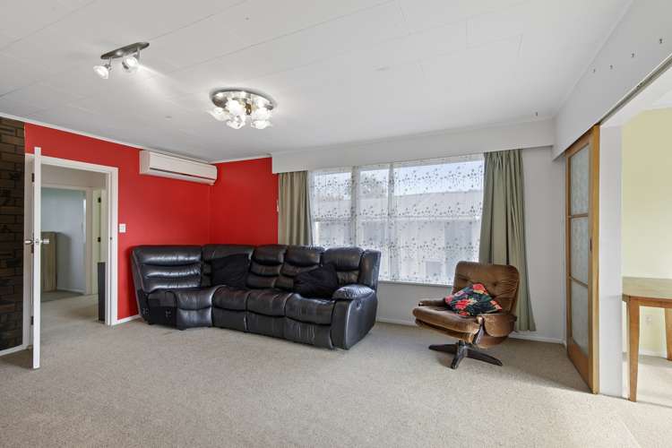 35 Dalton Grove Stokes Valley_8