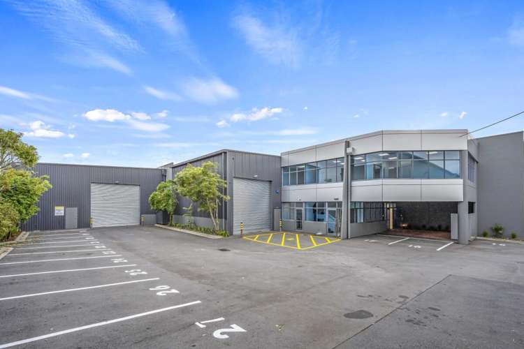 Units A & B, 61 Paul Matthews Road_0