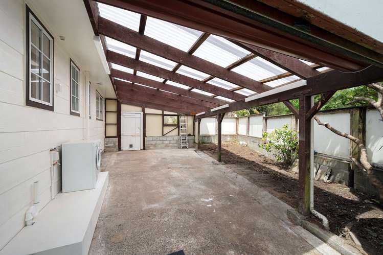 62 Antrim Crescent Wainuiomata_12