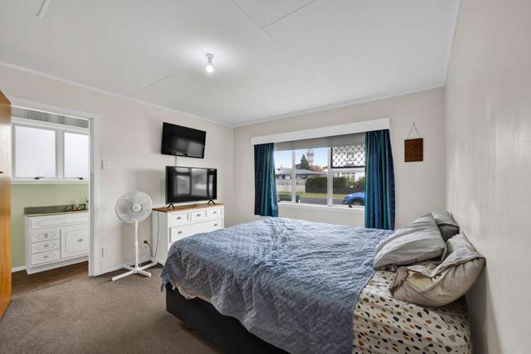 8 George Street Hawera_6