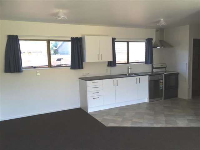 2/20 Roulston Street Pukekohe_2