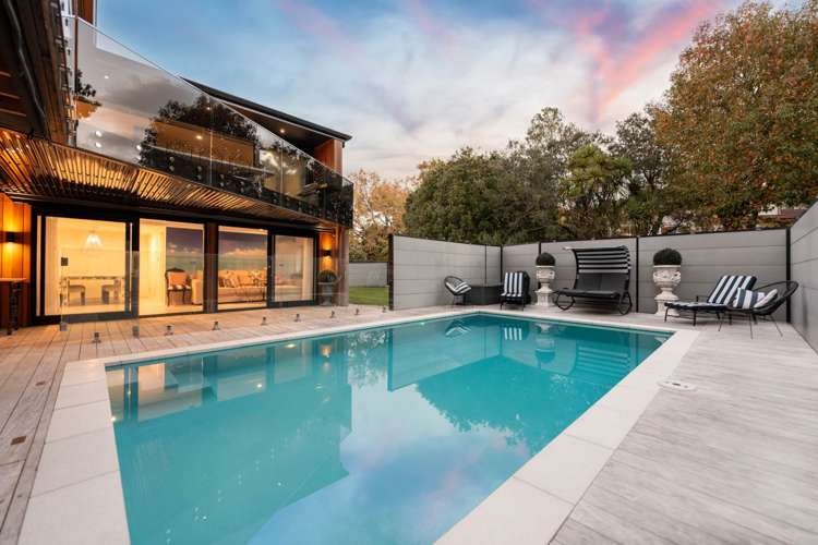 7 Hartles Place Mellons Bay_9