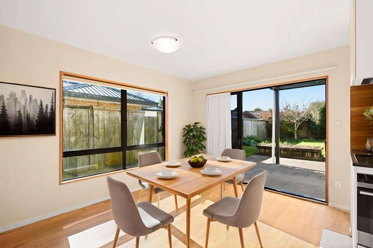 32 Caversham Drive_4