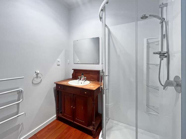 10 Tawa Street 1231_9