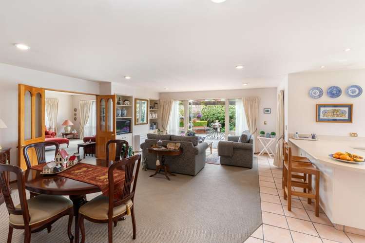 20 Lexington Place Shirley_10