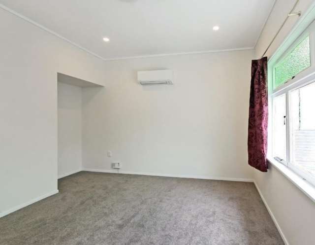 512 Eastbourne Street East 10474_1