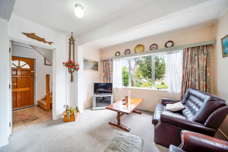 3 Koru Street Mangere Bridge_11