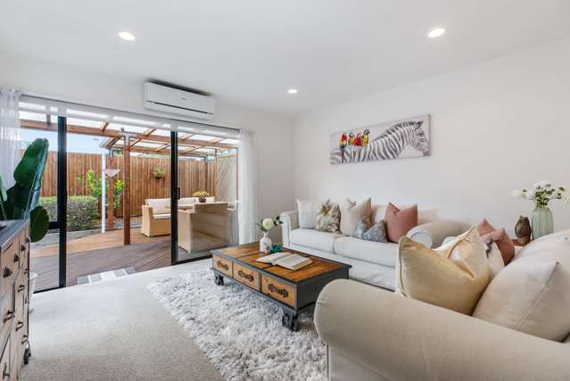 1/18 Gillard Place Eastern Beach_1