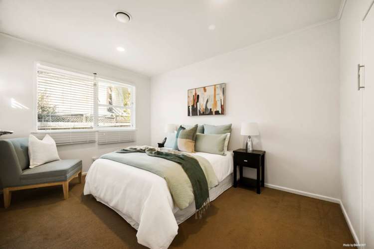 1/1a Hatherlow Street Glenfield_8