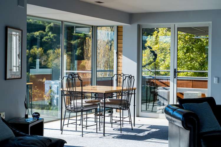 155 Portobello Road Vauxhall_12