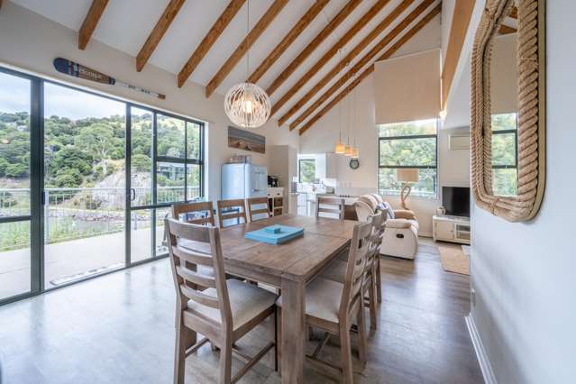 79 Tikao Bay Road Wainui_3