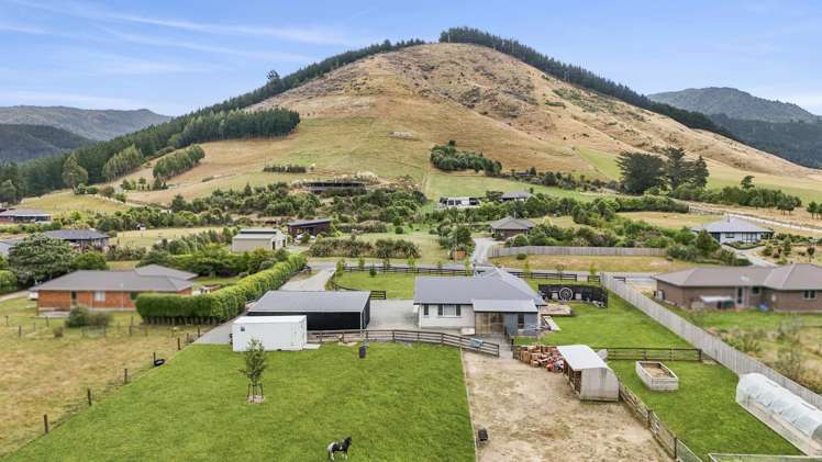 11 Robertson Mill Place Rai Valley_2