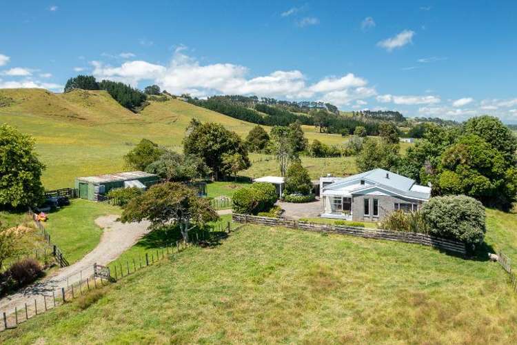 826 Mokau Road Urenui_16