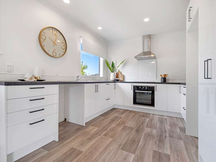 15 Odette St Bader_4