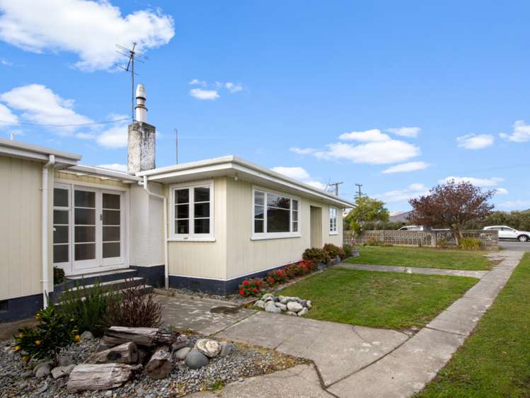 102 New Renwick Road Burleigh_20