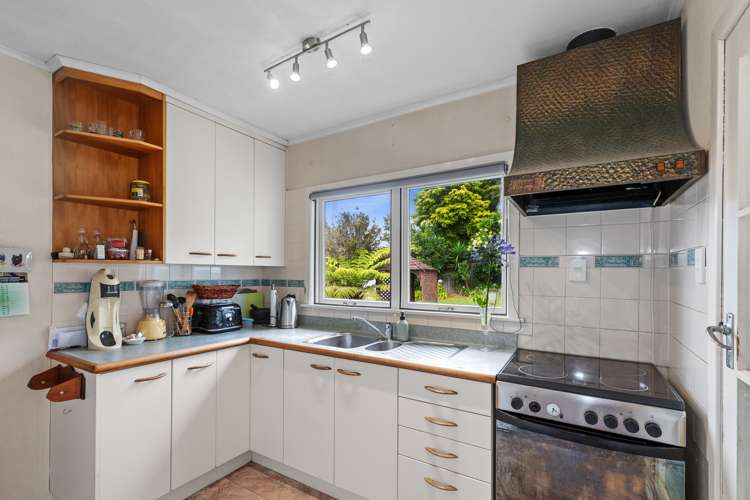 22 Merchant Avenue Te Atatu South_6