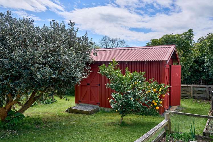 159 Gear Road Te Horo_36