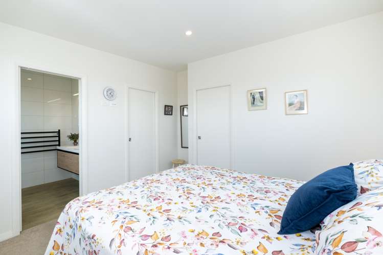 82b Meeanee Quay Westshore_15