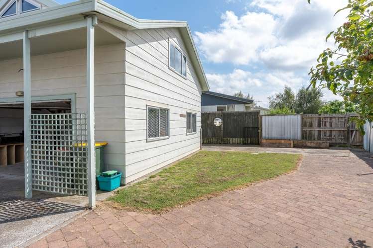 441 Kahikatea Drive Dinsdale_14