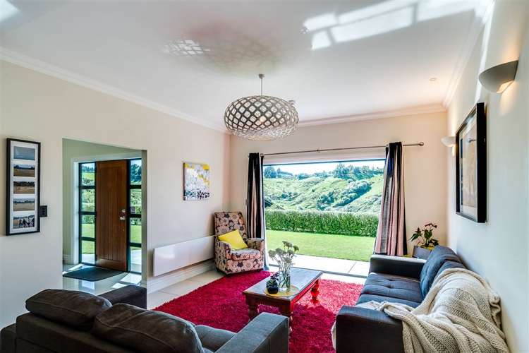 10 Outlook Terrace Taradale_2