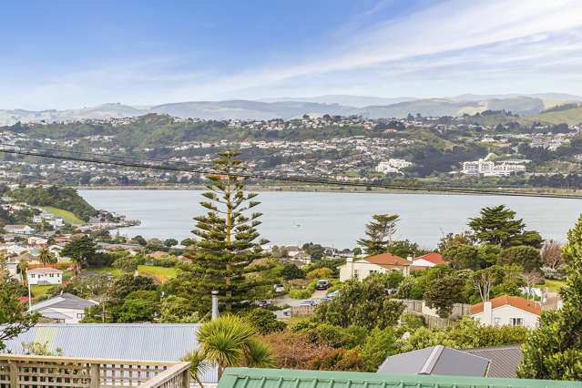 31 Hiwi Crescent Titahi Bay_4