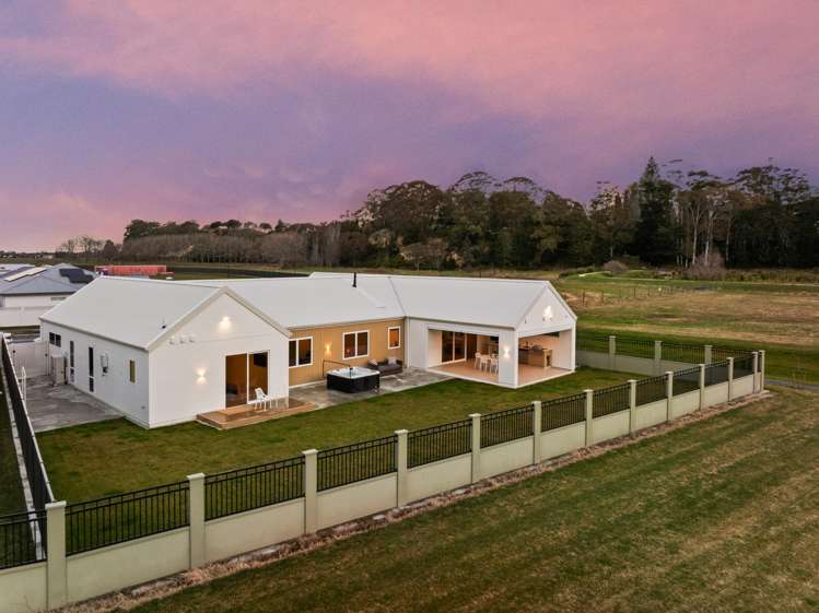 104 Pelorus Avenue Poraiti_32