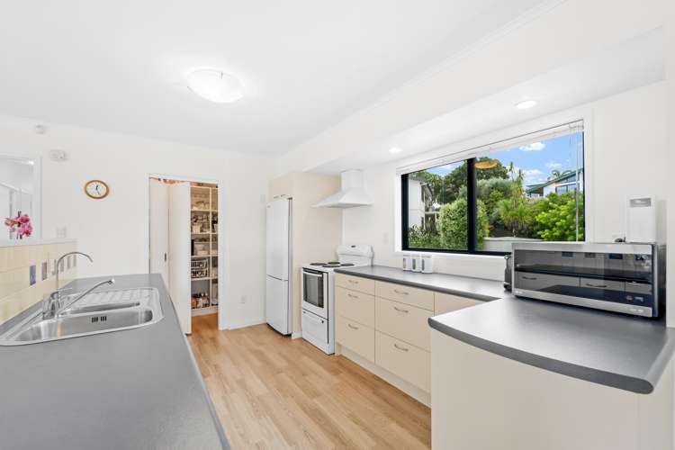 4 Kookaburra Drive Campbells Beach_15