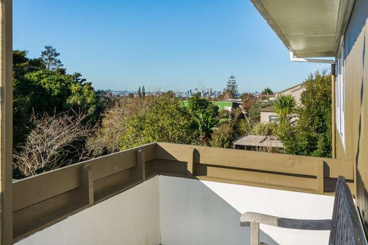 1/4 Tui Glen Road Birkenhead_18