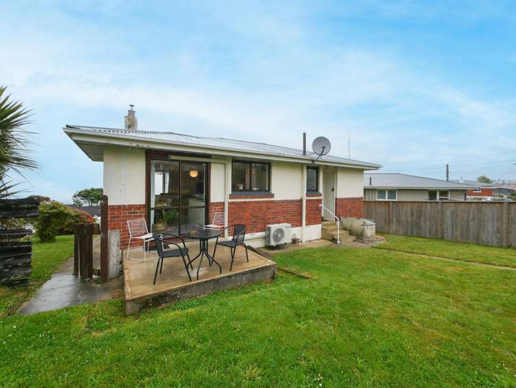 68 Stephen Street Halfway Bush_11