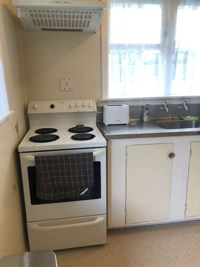 1/8 Ararino Street 11322_4