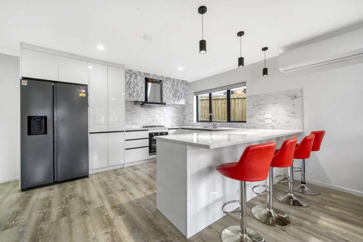 14a Cairnsvale Rise Manurewa_7