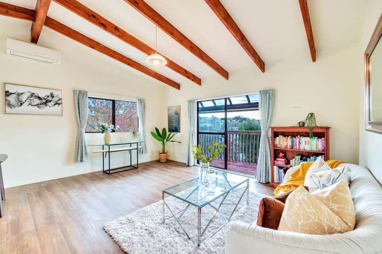 2/6a Inver Street Glen Eden_1