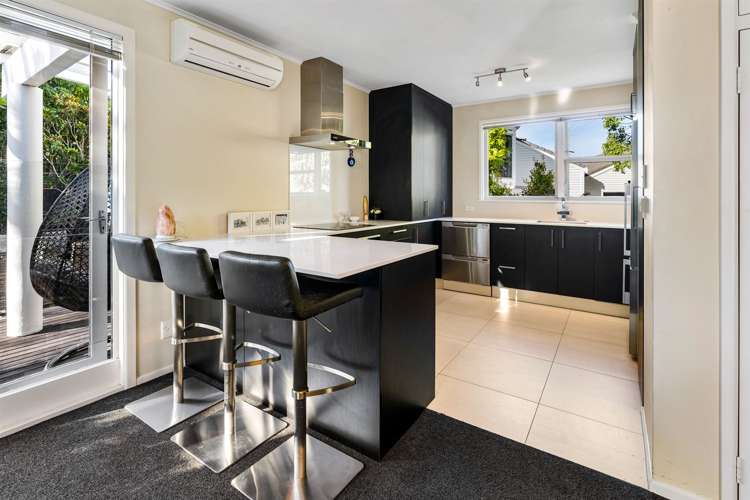 1/13 Campbell Road Takapuna_5