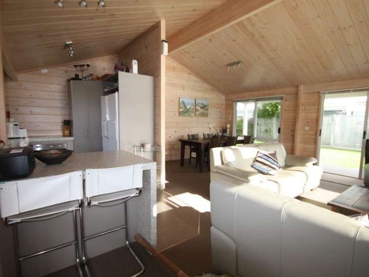 407 Waterways Parade Pauanui_10