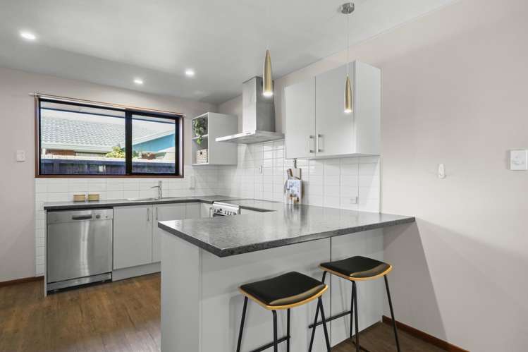 52 Dunbarton Street Redwood_2