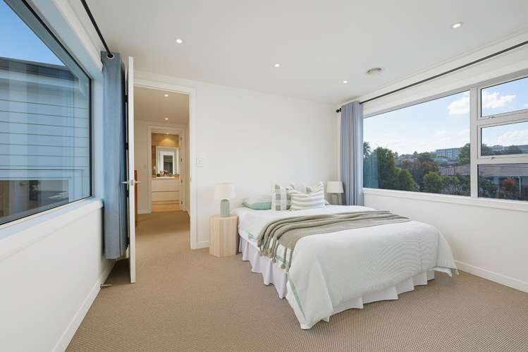 587 Mount Albert Road Royal Oak_11