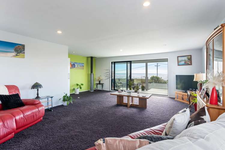 100B Marine Parade Otaki Beach_15